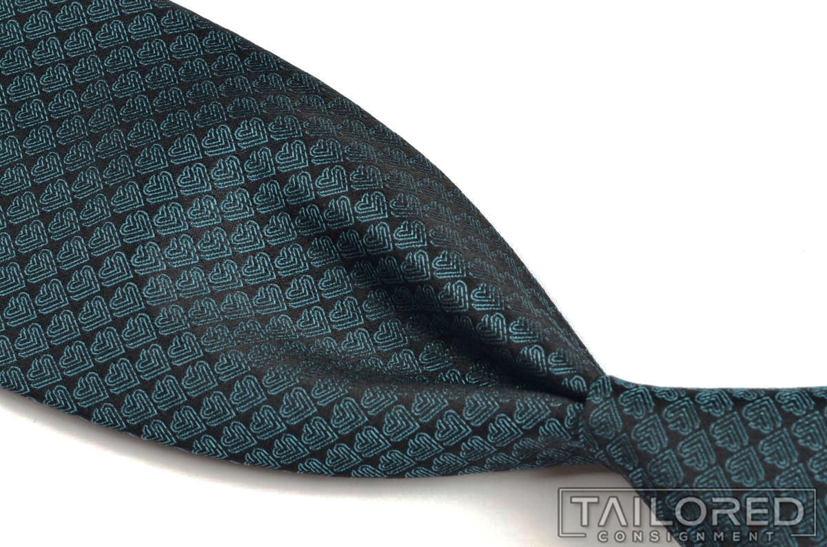 www.TailoredConsignment.com www.TailoredConsignment.com